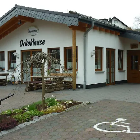 Orkeklause *